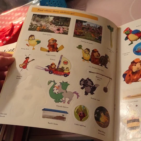 Wonder Pets! Ultimate Sticker Book - Picture 4 of 5